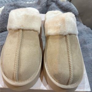 Altar'd State Tan Suede Slippers with Plush Lining . Platform runs 10-10.5 NEW